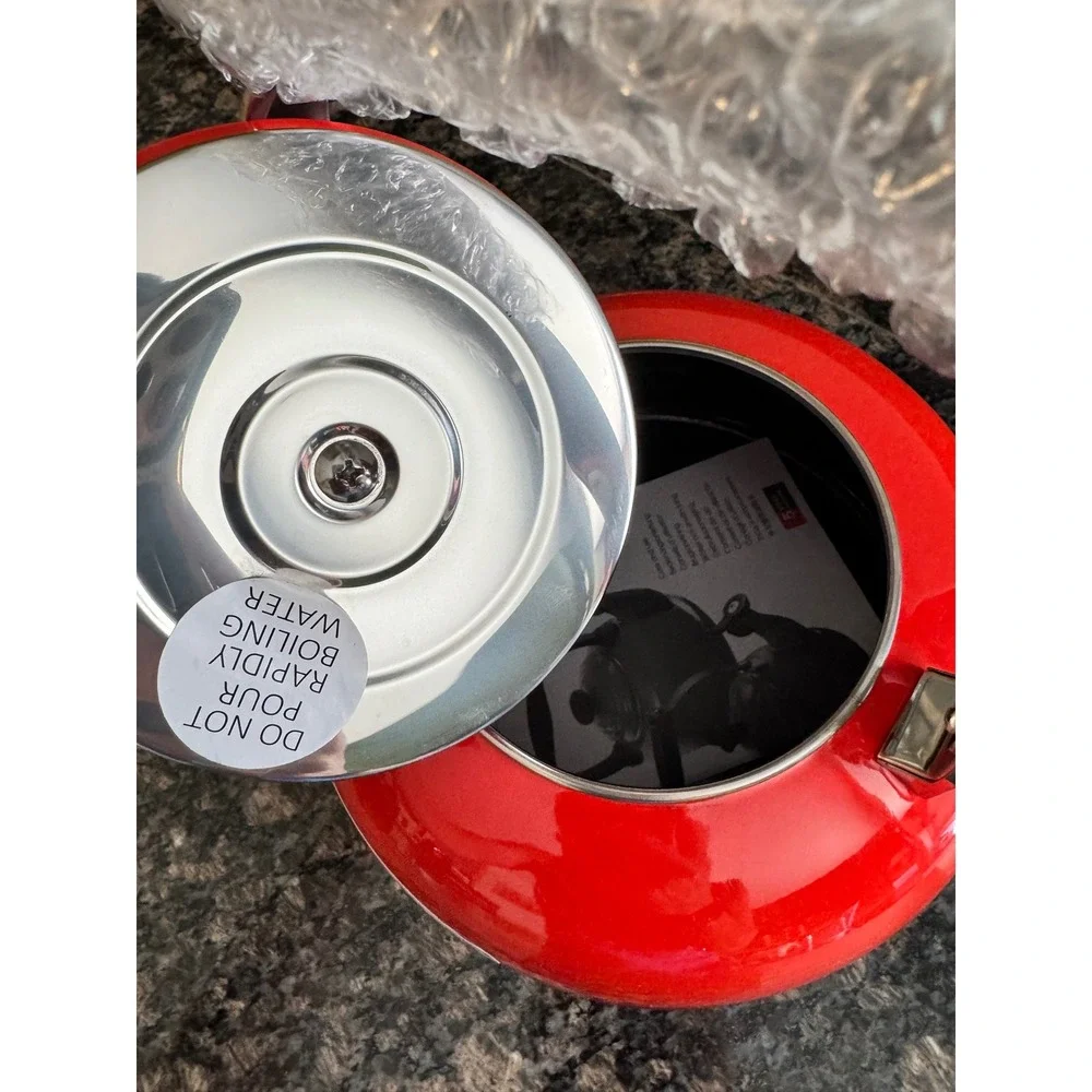 Le Creuset Cerise Red‎ Whistling Teakettle 1.7 Qt Enamel on Steel Q3101-67